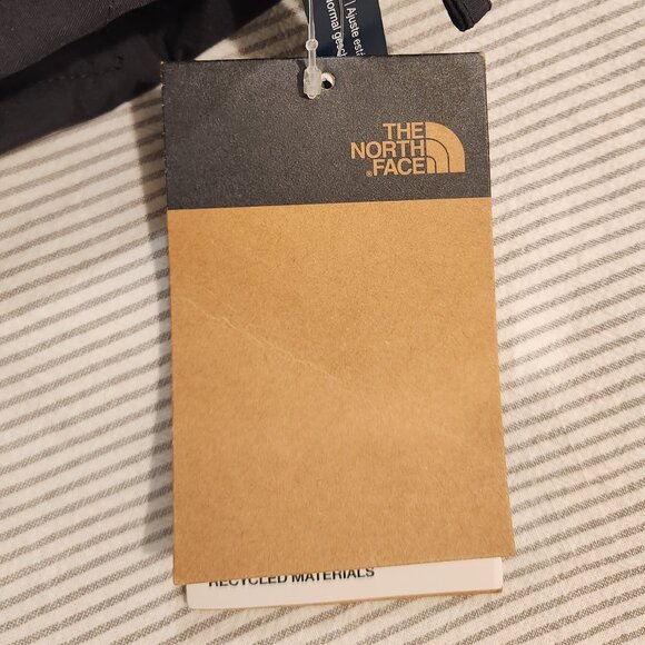 NWT - The North Face - Womens Freedom Snow Bib - XL - Black (NF0A5GM44HO) - Picture 6 of 8